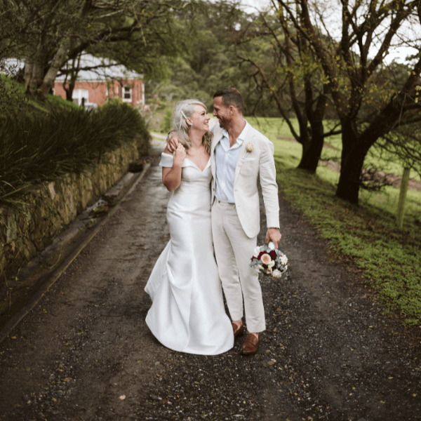 Wedding QR code photo sharing platform